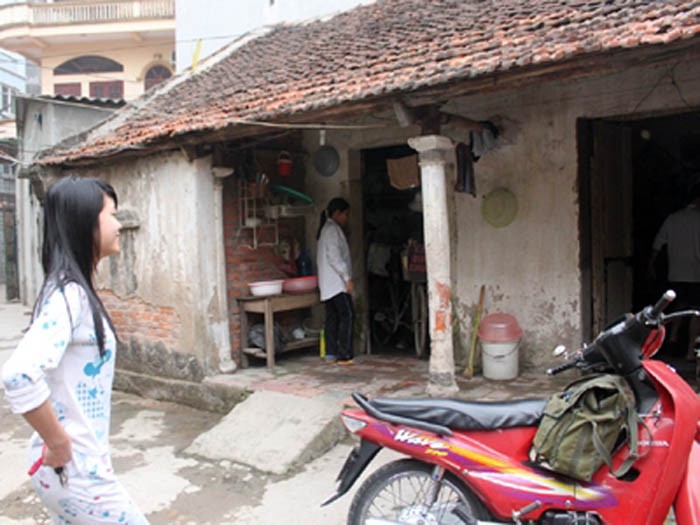 Một nhà trọ ổ chuột tồi tàn đến thảm hại ở Hà Nội (Ảnh Trường Văn)